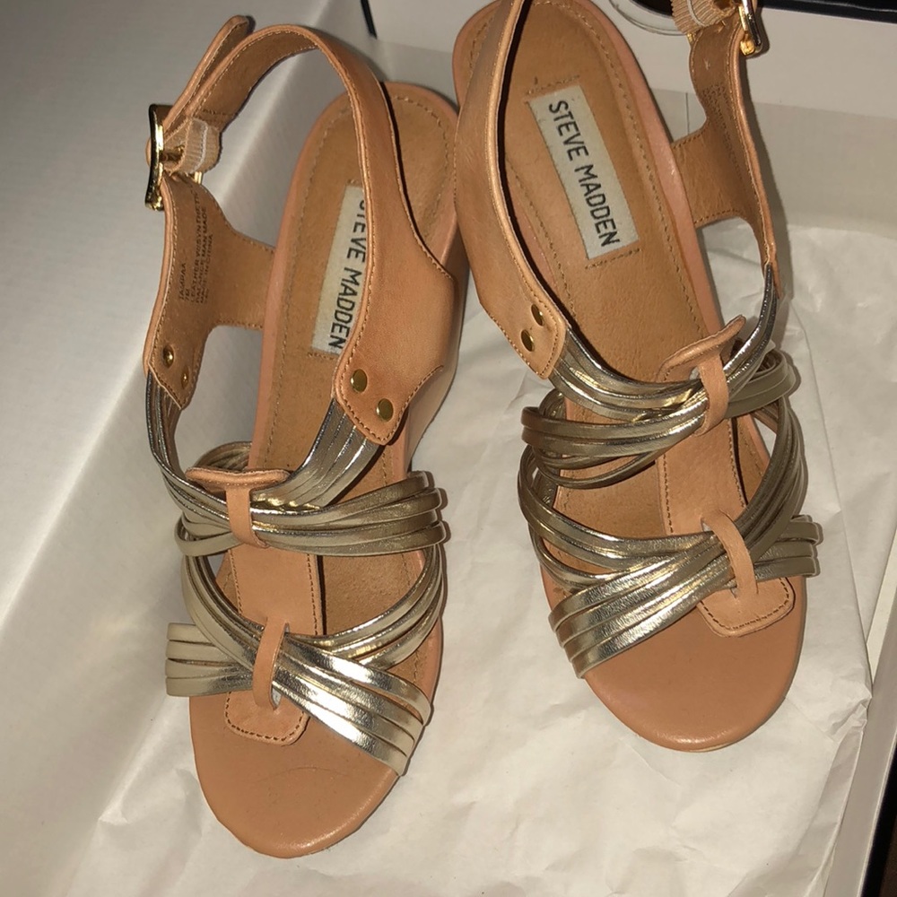 Steve Madden wedges
